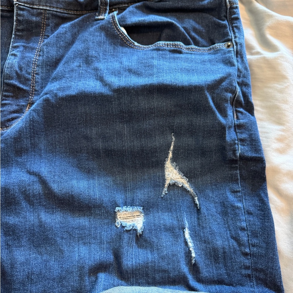 Universal Thread Blue Distressed Denim Shorts - Picture 3 of 8